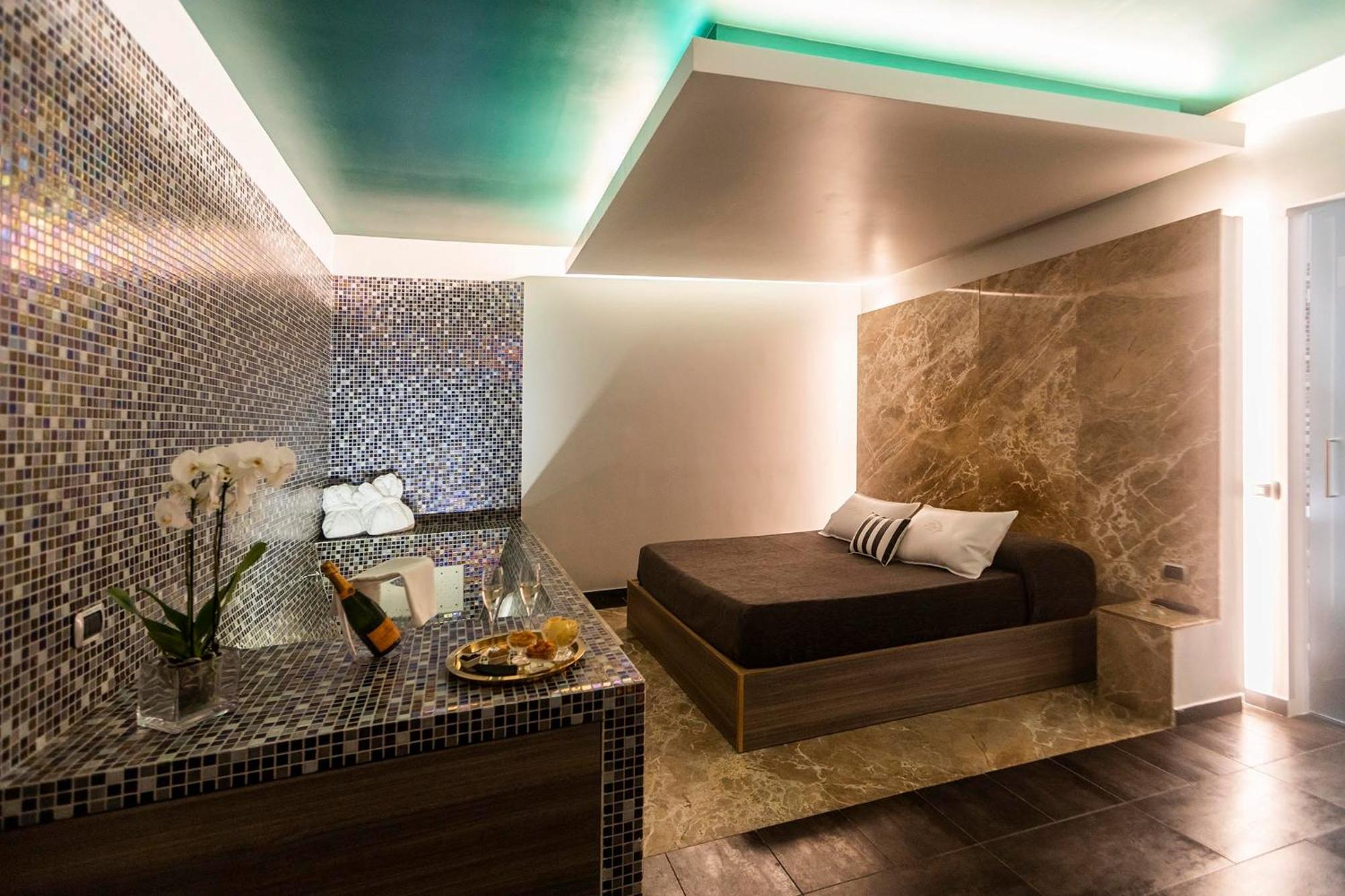 Hotel Tiro A Volo Ποτσουόλι Εξωτερικό φωτογραφία