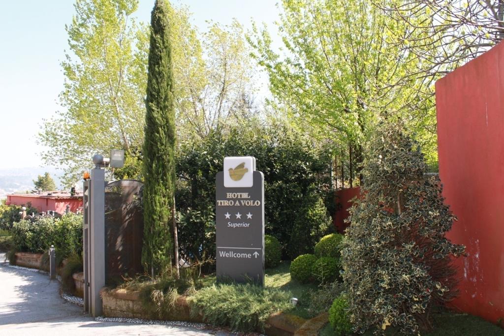 Hotel Tiro A Volo Ποτσουόλι Εξωτερικό φωτογραφία