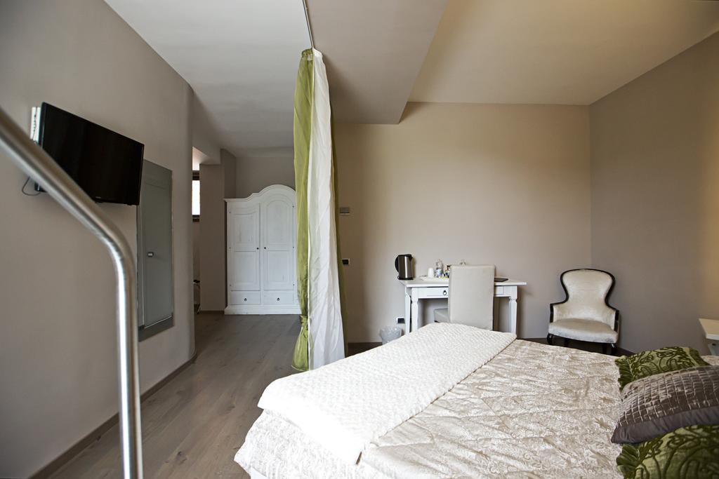 Hotel Tiro A Volo Ποτσουόλι Εξωτερικό φωτογραφία